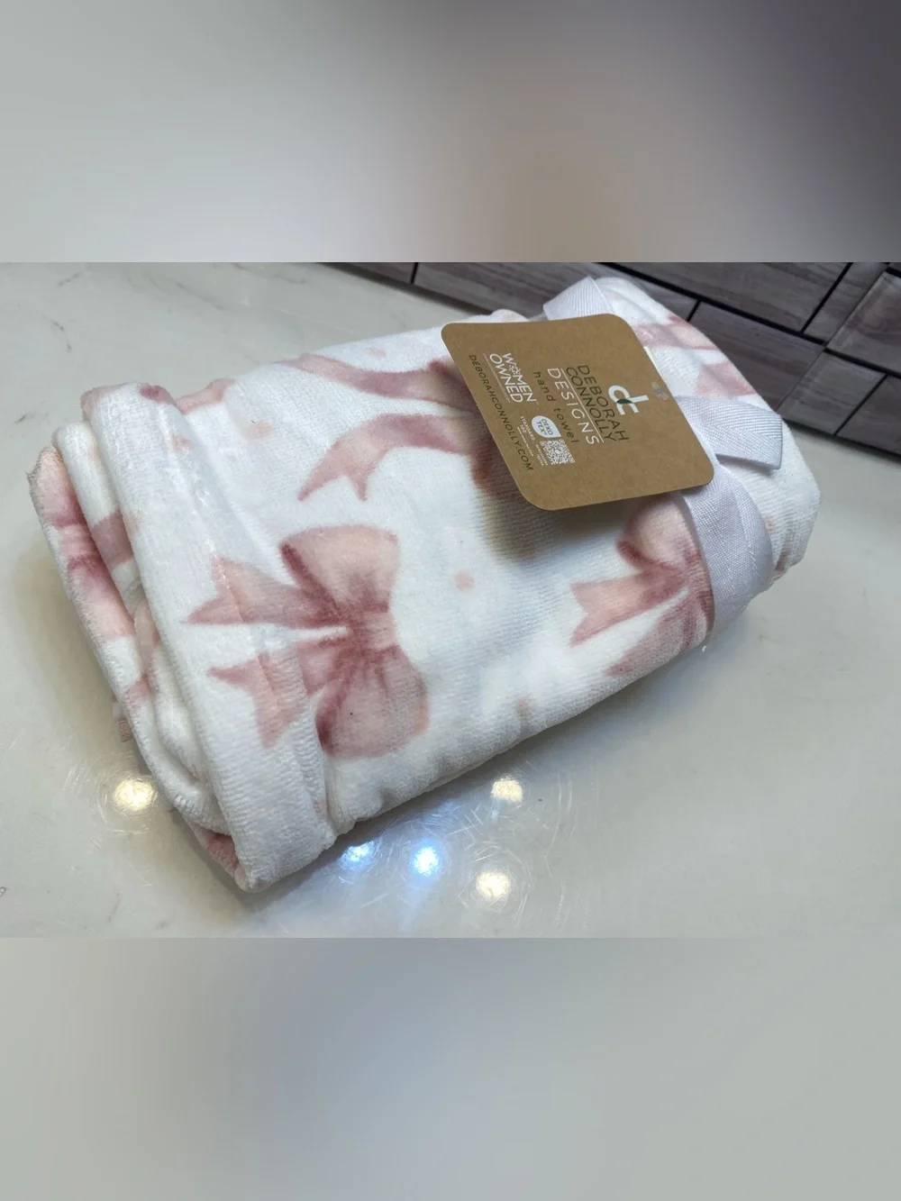 DC Designs ❤️ light baby Pink Bows(2) Hand Towels set NWT